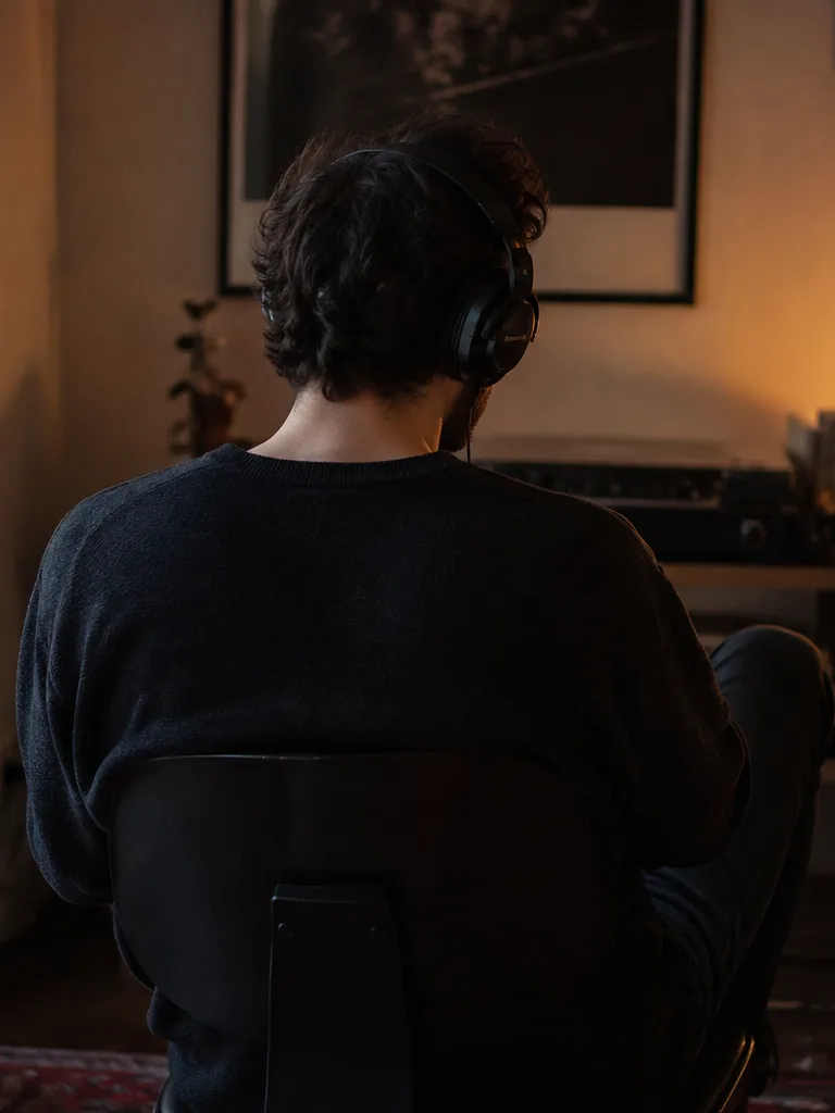 Cover artist practicing with a minus-one mix
